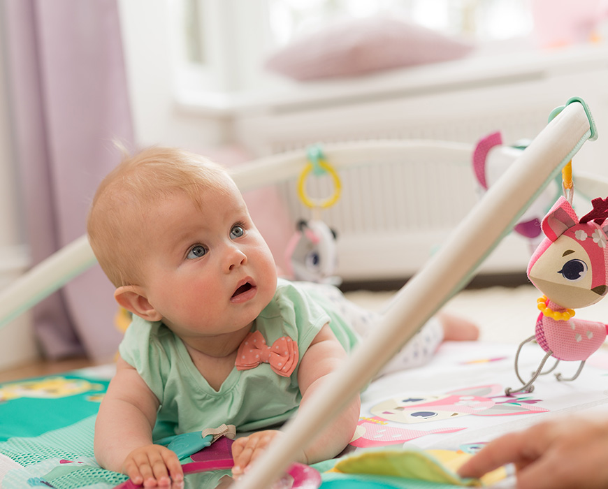 baby tummy time